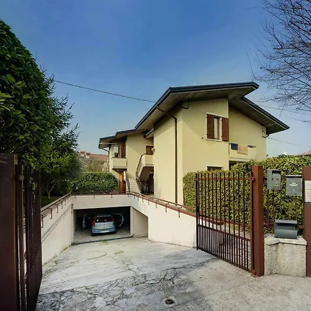 Apartment Dimora Madon Nina Posizione Tranquilla A Lazise